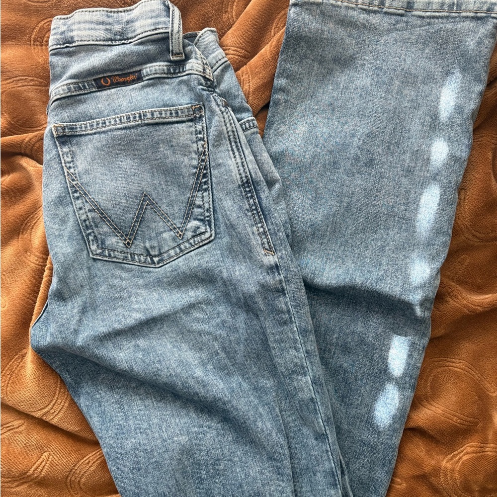 Wrangler Light Wash Boot-Cut Women's Jeans